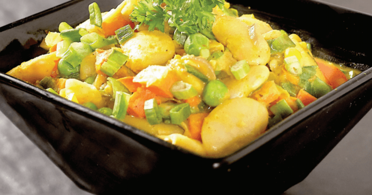 Grace Foods | Coconut & Bean Curry